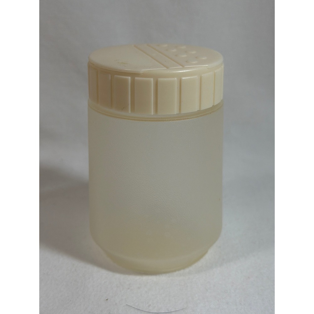 Vintage Rubbermaid 8 oz Spice Shaker Frosted Plastic Dual Pour Lid 04811 Cream